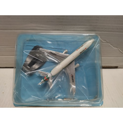MCDONNELL DOUGLAS MD-11 ALITALIA Long 12cm apx 1:400 DIECAST NO BOX