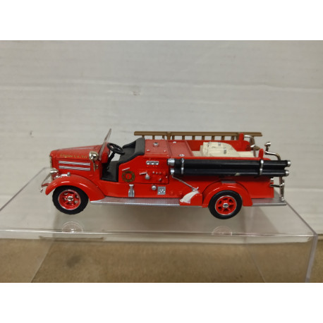 MACK 1948 PUMPER USA FIRE 1:64 DelPRADO DEFECT/NO RETRO/NO BOX