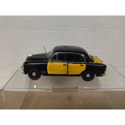 SEAT 1400 B 1956 TAXI BARCELONA 1:43 BRUMM REPINTADO/DESGUACE/NO BOX