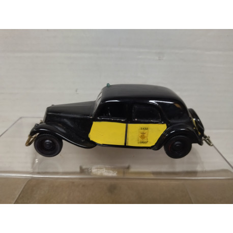 CITROEN TRACCION 11 1955 TAXI BARCELONA 1:43 ALTAYA REPINTADO/SUCIO/NO BOX