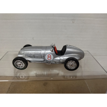MERCEDES-BENZ W125 n8 1937 PRE-WAR/FORMULA F1 SILBERPFEIL 1:43 NEW RAY NO BOX