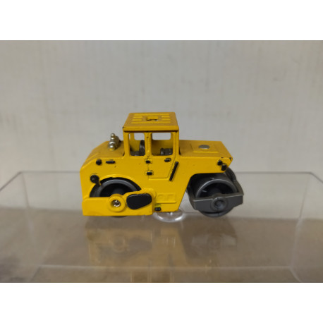 APISONADORA/ROAD ROLLER apx 1:87 H0 NO BOX/SUCIO