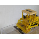 ASFALTADORA/ASPHALT PAVER ROCO CONSTRUCTION apx 1:87 H0 REALTOY NO BOX/SUCIO
