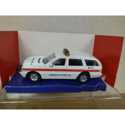 MERCEDES-BENZ (NO LICENCIA) AMBULANCIA BLANCA 061 ATOSA
