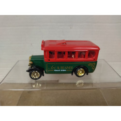 AUTOBUS ART & TRAVEL 1:72/1:64 ? 8cm LONG GOLDEN WHEELS
