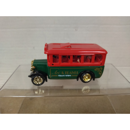AUTOBUS ART & TRAVEL 1:72/1:64 ? 8cm LONG GOLDEN WHEELS