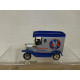 FURGONETA/VAN TIPO FORD AMERICAN AIRLINES 1:72/1:64 ? 8cm LONG GOLDEN WHEELS