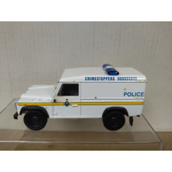 LAND ROVER 110 DEFENDER POLICE STOPPERS UK 1:43 CORGI NO BOX DEFECT/NO RETROS