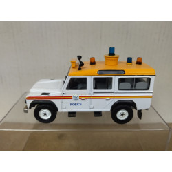 LAND ROVER 110 DEFENDER POLICE METROPOLITAN UK 1:43 CORGI NO BOX DEFECT/NO RETROS