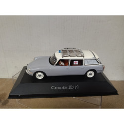CITROEN ID 19 AMBULANCE 1:43 ATLAS IXO HARD BOX