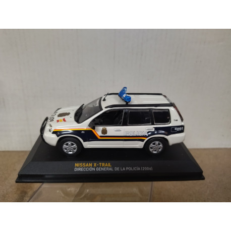 NISSAN X-TRAIL 2004 GUARDIA CIVIL 1:43 ALTAYA IXO DEFECT/LUZ TRASERA