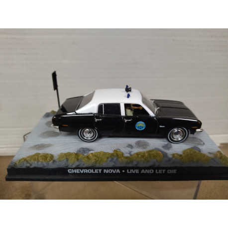 CHEVROLET NOVA POLICE .. LET DIE 007 BOND 1:43 EAGLEMOSS IXO