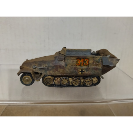Sd.kfz.251 n313 GERMANY WW 2 1:72 KIT/DIECAST ? NO BOX DESGUACE/SUCIO