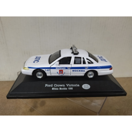 FORD CROWN VICTORIA 1999 MOSCU MILIZIA/POLICE 1:43 FABBRI URNA NO ORIGINAL