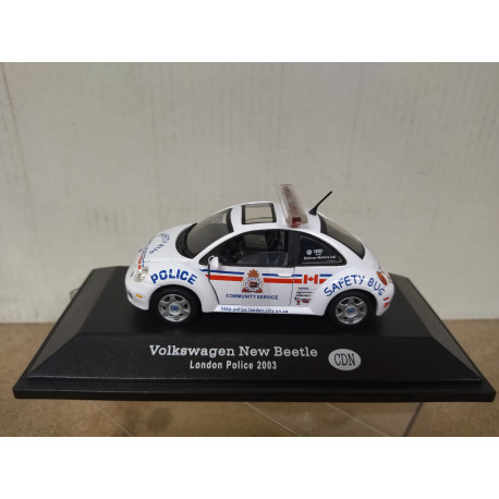 VOLKSWAGEN NEW BEETLE 2003 LONDON POLICE CANADA 1:43 FABBRI URNA NO ORIGINAL