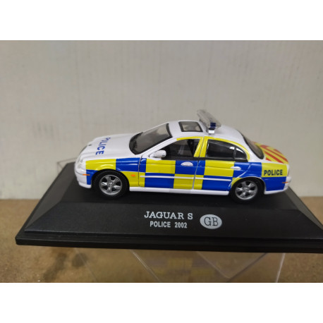 JAGUAR S-TYPE 2002 POLICE GB 1:43 FABBRI URNA NO ORIGINAL