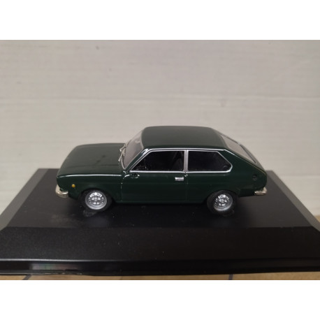 SEAT 128 1977 VERDE 1:43 ALTAYA IXO DEFECT/NO RETRO BOX NO ORIGINAL