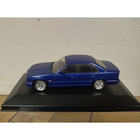 BMW E34 M5 1989 BLUE 1:43 DelPRADO BOX NO ORIGINAL
