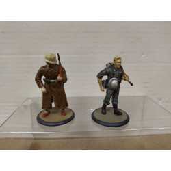 GER 123 FLIEGER JG27 1942 + SCHUTZE 3 1939 WW 2 1:32 ATLAS FIGURES PLOMO