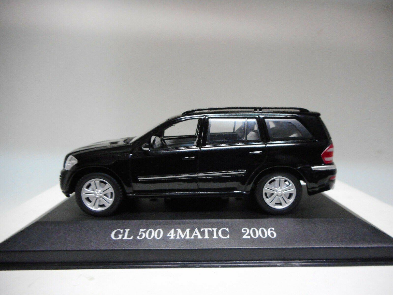 MERCEDES-BENZ GL 500 4MATIC 2006 COLLECT MERCEDES DeAGOSTINI IXO 1
