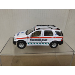 MERCEDES-BENZ W163 ML320 EMERGENCY ACCIDENT UNIT 1:43 HONGWELL DEFECT/NO BOX