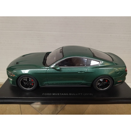 FORD MUSTANG 2019 BULLITT GREEN 1:24 SALVAT IXO