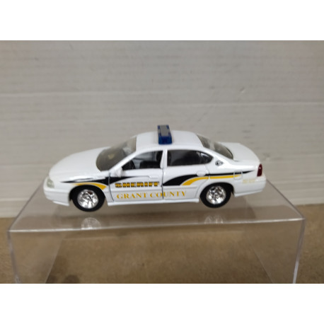 CHEVROLET IMPALA 2001 SHERIFF GRANT COUNTY USA POLICE 1:43 ROAD CHAMPS NO BOX