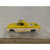 CHEVROLET PICKUP 1962 CUSTOM YELLOW 1:64 HOT WHEELS NO BOX
