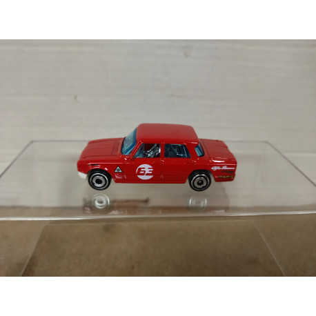 ALFA ROMEO GIULIA TI SUPER RED 1:64 HOT WHEELS NO BOX