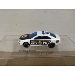 FORD FUSION POLICE PD GOTHAM CITY BATMAN 1:64 HOT WHEELS NO BOX