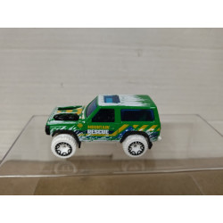 NISSAN PATROL CUSTOM GREEN 1:64 HOT WHEELS NO BOX