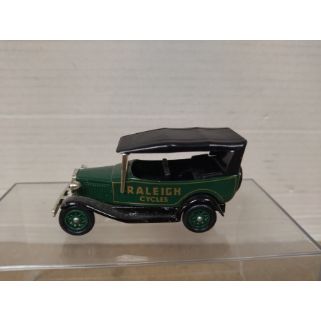 FORD MODEL A RALEIGH CYCLES apx 1:76/7cm Long LLEDO DAYS GONE NO BOX