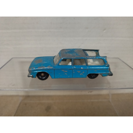 STUDEBAKER LARK WAGONAIRS LESNEY 42 (1) 1:66/apx 1:64 MATCHBOX NO BOX