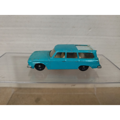 STUDEBAKER LARK WAGONAIRE LESNEY 42 (2) 1:66/apx 1:64 MATCHBOX NO BOX