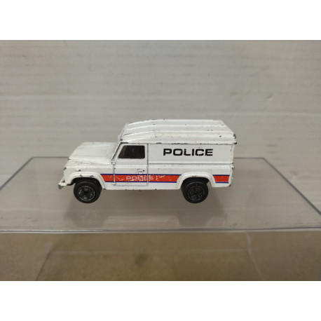 LAND ROVER 110 DEFENDER POLICE UK apx 1:64 CORGI NO BOX