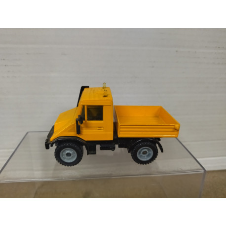MERCEDES-BENZ UNIMOG U408 ORANGE 1:55 SIKU 2522 NO BOX