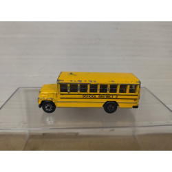SCHOOL BUS/AUTOBUS ESCOLAR MB47 (2) 1:95/apx 1:64 MATCHBOX NO BOX