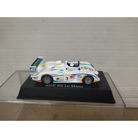 AUDI R8 2005 24 H LE MANS n3 1:64 NEW RAY