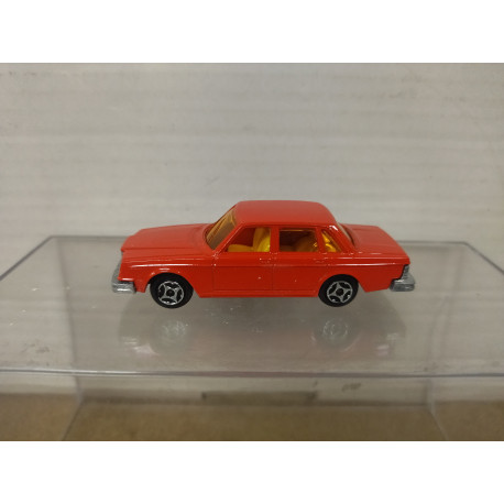 VOLVO 264 RED (2) apx 1:64 NOREV MINI JET NO BOX