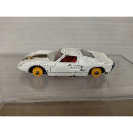 FORD GT WHITE n6 LESNEY 41 (4) 1:61/apx 1:64 MATCHBOX NO BOX