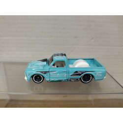 CHEVROLET C-10 1967 HOT TRUCKS 1:64 HOT WHEELS NO BOX