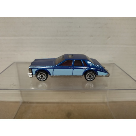 CADILLAC SEVILLE 1982 BLUE 1:64 HOT WHEELS NO BOX