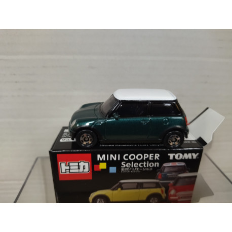 MINI COOPER SELECTION GREEN/WHITE 1:57/apx 1:64 TOMICA