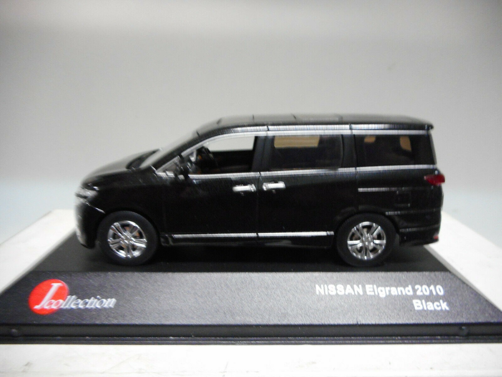 NISSAN ELGRAND 2010 BLACK JCOLLECTION JC208 1:43 - BCN STOCK CARS