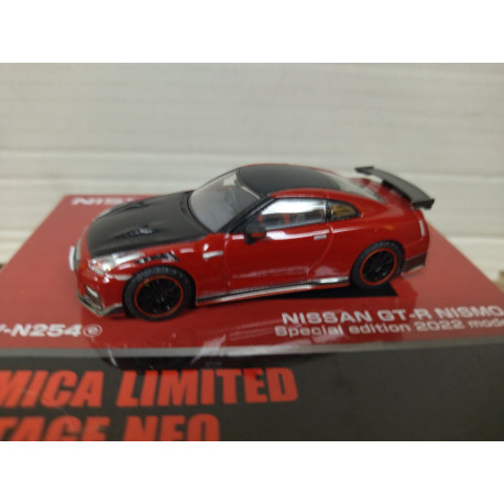NISSAN GT-R NISMO 2022 RED/BLACK 1:64 TOMICA LIMITED VINTAGE NEO LV-N254e