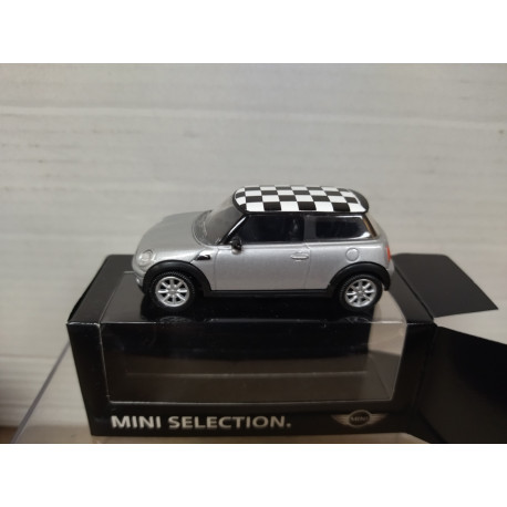 MINI COOPER ONE 2006 SILVER/WHITE & BLACK apx 1:64 NOREV 3 INCHES (7,5cm)