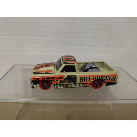 CHEVROLET C-10 1967 PICKUP ART CARS 1:64 HOT WHEELS NO BOX