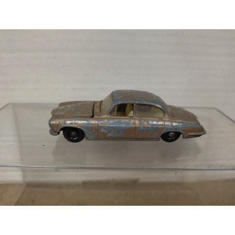 JAGUAR MK10 CHAMPAGNE LESNEY 28 (1) 1:72/apx 1:64 MATCHBOX NO BOX