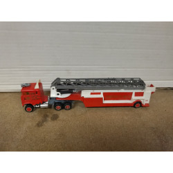 CAMION BOMBEROS + TRAILER ESCALERA FIRE 1:86/apx 1:64 MAJORETTE NO BOX