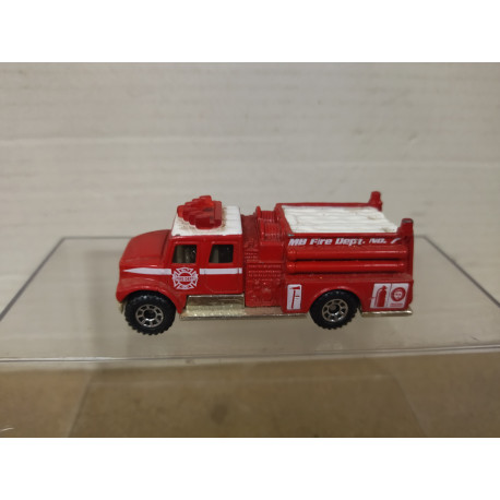 INTERNATIONAL PUMPER FIRE RED MB66 1:100/apx 1:64 MATCHBOX NO BOX